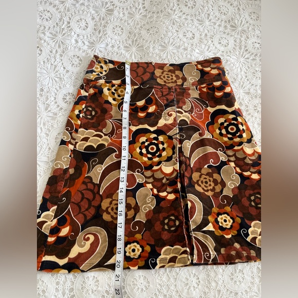 Vintage Y2K bebop and Wally floral paisley corduroy 70s skirt - Picture 5 of 7